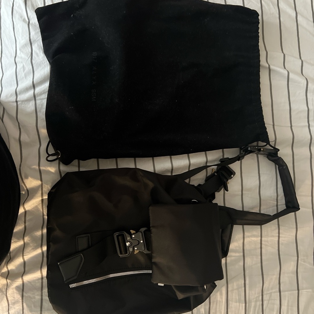 Alyx bag brand